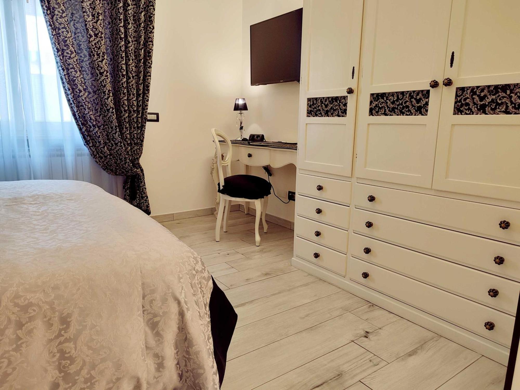 Alloggio Turistico Giulietta E Romeo - Intero Appartamento - Villafranca Di Verona, Zimmer, Holiday Rooms Luaran gambar