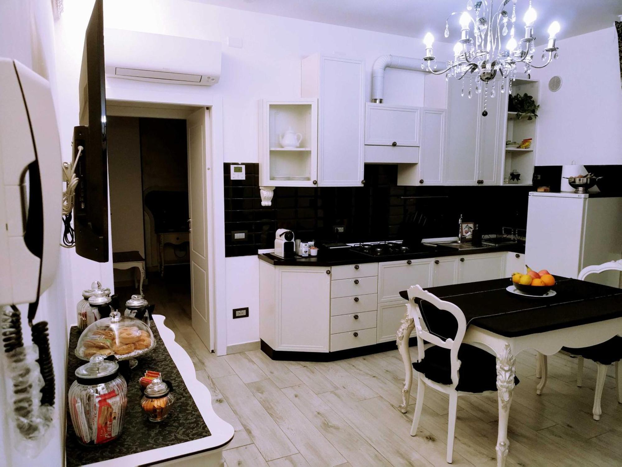 Alloggio Turistico Giulietta E Romeo - Intero Appartamento - Villafranca Di Verona, Zimmer, Holiday Rooms Luaran gambar