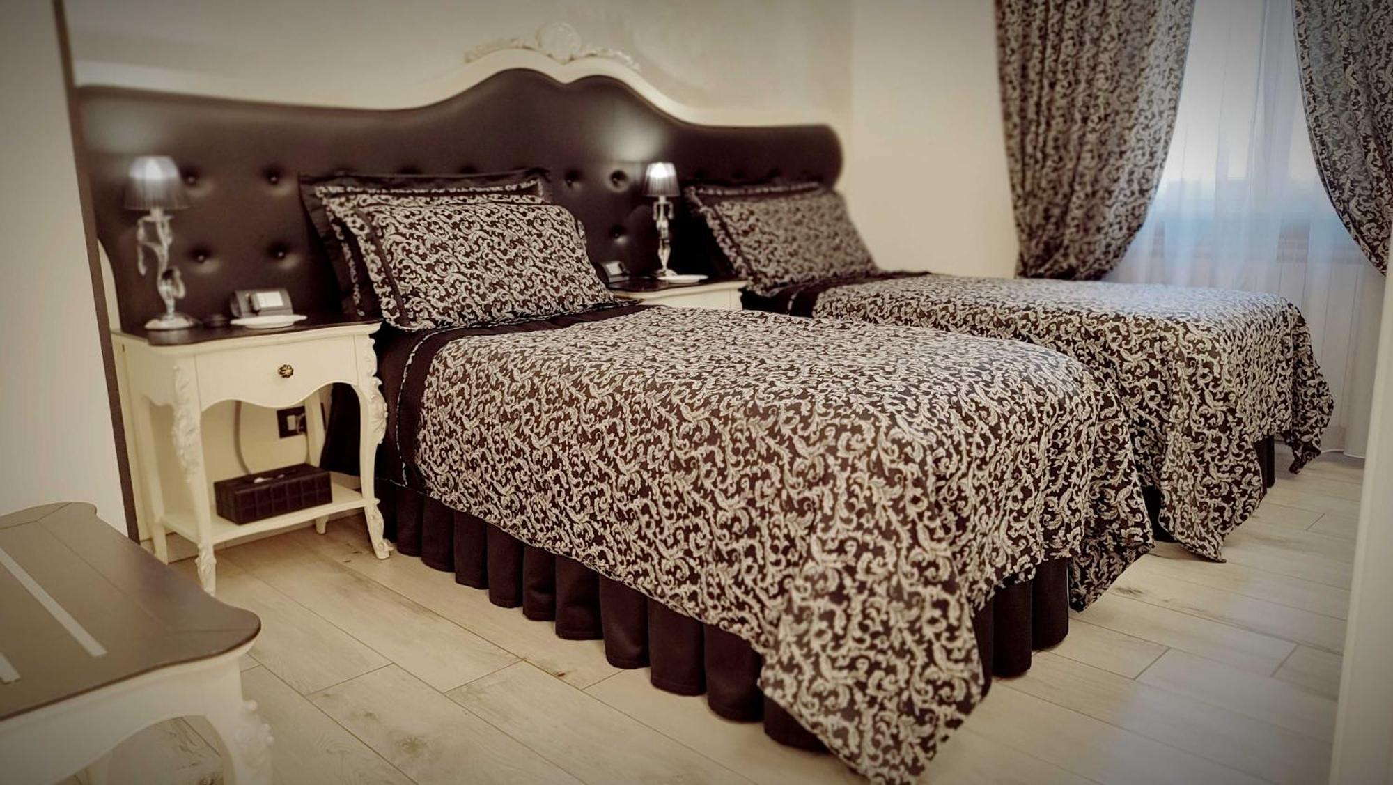 Alloggio Turistico Giulietta E Romeo - Intero Appartamento - Villafranca Di Verona, Zimmer, Holiday Rooms Luaran gambar
